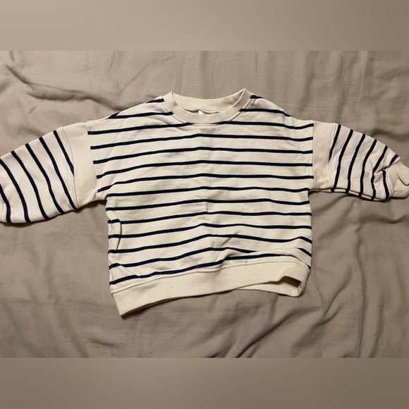 ZARA sweater - Picture 1 of 3